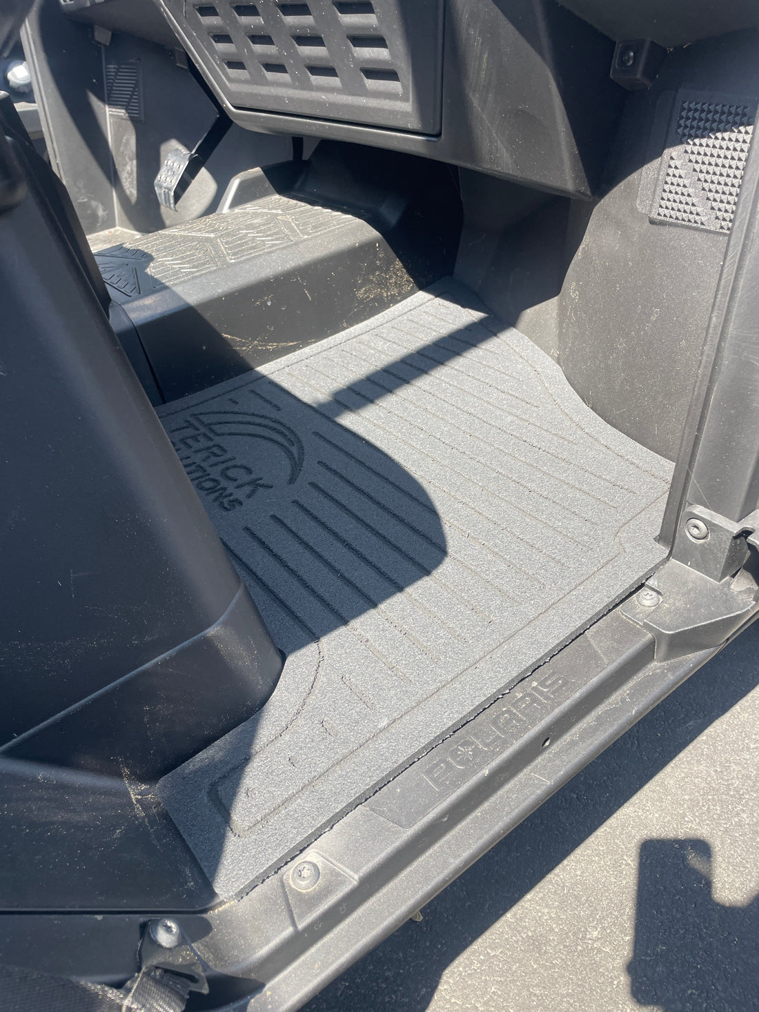Polaris Ranger XP 1000 Rubber Floor Mats - image 12